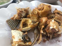 椒盐鱼骨-红日饭店(裕隆三路店)