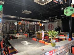 -马路牙子烧烤音乐酒馆(望京店)