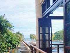 -亚龙湾喜来登·美景台大堂吧