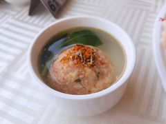 蟹粉狮子头-怡园饭店-餐厅(四望亭店)
