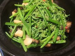 砂锅水芹菜-湖南人家·家传湖南菜(水围店)