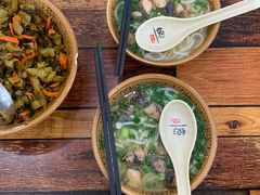 -正宗李家土鸡米线店