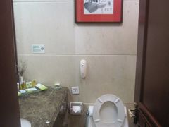 -曲江惠宾苑宾馆(大雁塔大唐不夜城店)