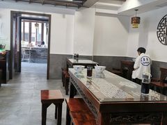 -长人馄饨铺(解放街店)