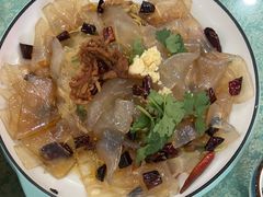 -鹤乡东北菜(崮山路店)