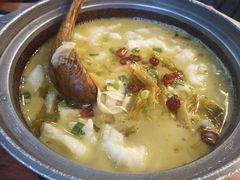 -周鱼小馆石锅酸菜鱼(活力汇店)