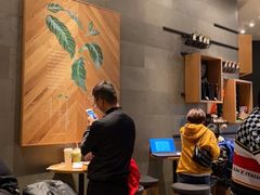 用餐区-星巴克臻选(杭州万象城店)