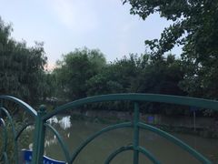 -仙霞高尔夫练习场-停车场
