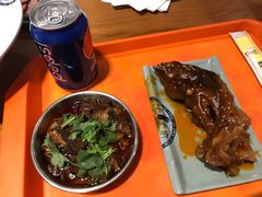 -老四川(T3航站楼F指廊店)