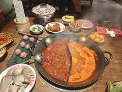 -萍姐火锅·公路夜市(武汉首店)