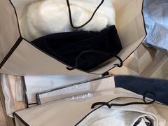 -眷顾自助服装工作室(中南金石国际广场A座店)
