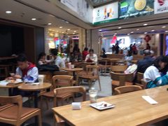 大堂-星巴克(广州中华广场B1层店)