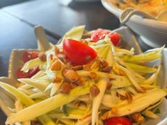 -大头虾越式风味餐厅(光明广场店)