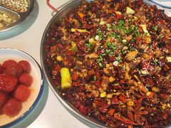 -关二兔江湖菜馆(峰景里店)