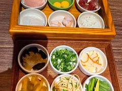 -良米山·云南野生菌过桥米线(上海首店)