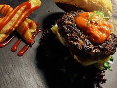 -HIGH FIVE哈福手工汉堡(桂林路店)