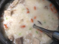 走地鸡滋补粥-潮粥荟·潮汕砂锅粥(朝阳大悦城店)