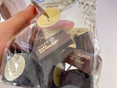 -VENCHI 闻绮(北京国贸商城店)