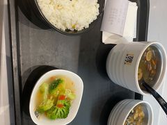 -魏家凉皮(郑州东站店)