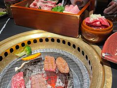 -山川小町·极番烧肉(新地假日广场店)