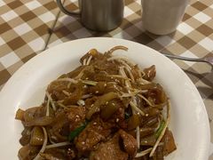 -新大咀港式茶餐厅(宝山万达店)