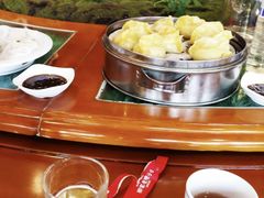 -那家老院子东北菜·饺子·小鸡炖蘑菇(艳华街店)