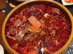 -宝燕壹号景观餐厅(龙盛国际商业广场店)