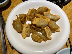 -茸梅路右拐龙虾-农家菜(松江店)