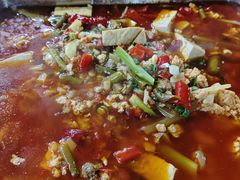 -金渝海鲜烧烤万州烤鱼店