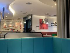-必胜客(绿地新都会店)