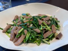 -湖畔鲁菜·二十年老字号餐厅(大明湖店)