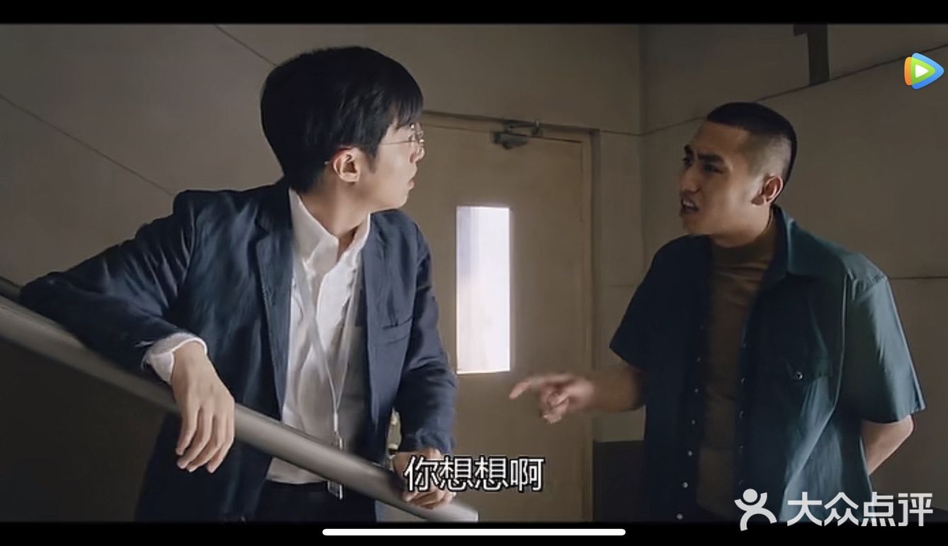 对你满嘴说着好听的话却转头就能爱上别人