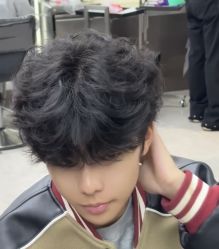 -尤司男士国潮理发馆