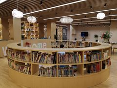 -漕河泾街道图书馆(漕河泾社区文化活动中心店)