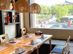 -萤初高端日料王(曲江银泰店)