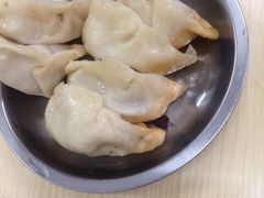 -黄阿姨锅贴大王(万航渡路店)