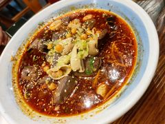 地主肥肠血-红料理|串串有瘾·烧烤(吴中路店)