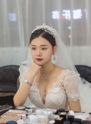 -欣薇婚纱(新源乐汇城店)