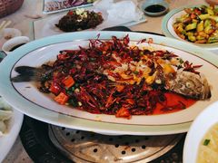 -巧克力渔家.小船海鲜胶东菜(万平口店)