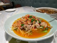 盐帮仔姜蛙蛙跳-孔雀云贵川·融合菜(长宁来福士店)