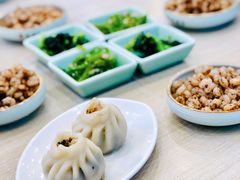 炒肉团子-朱洪元苏式面馆(绿宝广场店)