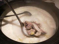 胡椒猪肚鸡-顺德公广东猪肚鸡·煲仔饭(白石洲店)