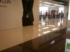 -华为授权体验店(中山公园来福士)