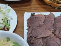 -李连贵熏肉大饼(中街盛京龙城店)