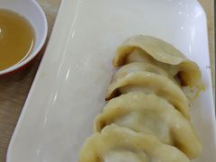 -珊珊小笼馆(仙霞路店)