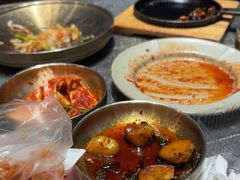 -草家酱蟹炭火烤肉店(珲春南路二店)