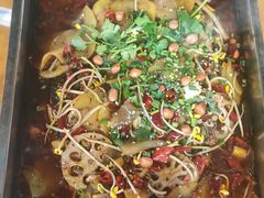 -万州烤鱼江湖菜(圣地阳光店)