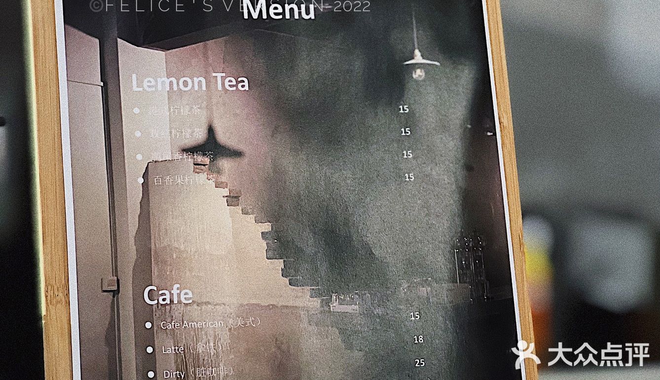 廣財大三學生開的早C晚A咖啡bar☕🍻