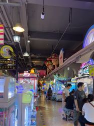 -卡通尼乐园(上海安亭店)