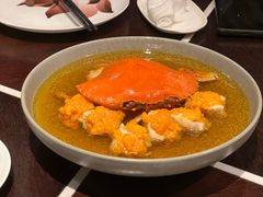 鸡油花雕蒸三门蟹-杭州西子湖四季酒店·金沙厅